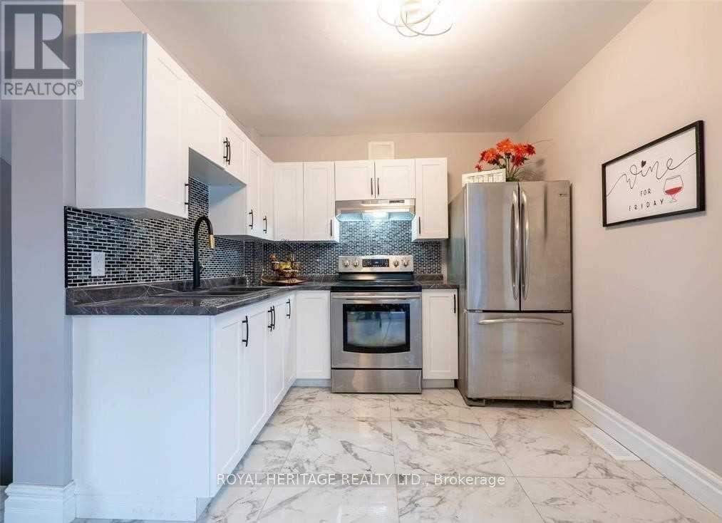 1165 Elm Avenue, Windsor, Ontario  N9A 5J1 - Photo 11 - X13077058