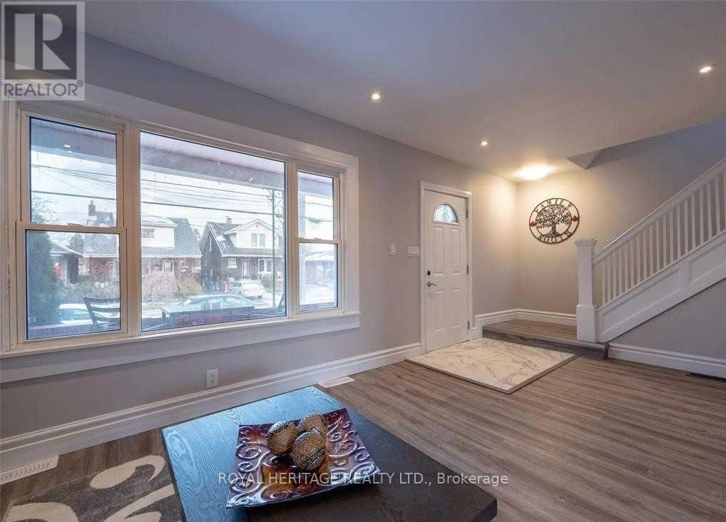 1165 Elm Avenue, Windsor, Ontario  N9A 5J1 - Photo 3 - X13077058