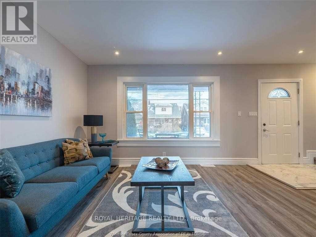 1165 Elm Avenue, Windsor, Ontario  N9A 5J1 - Photo 4 - X13077058