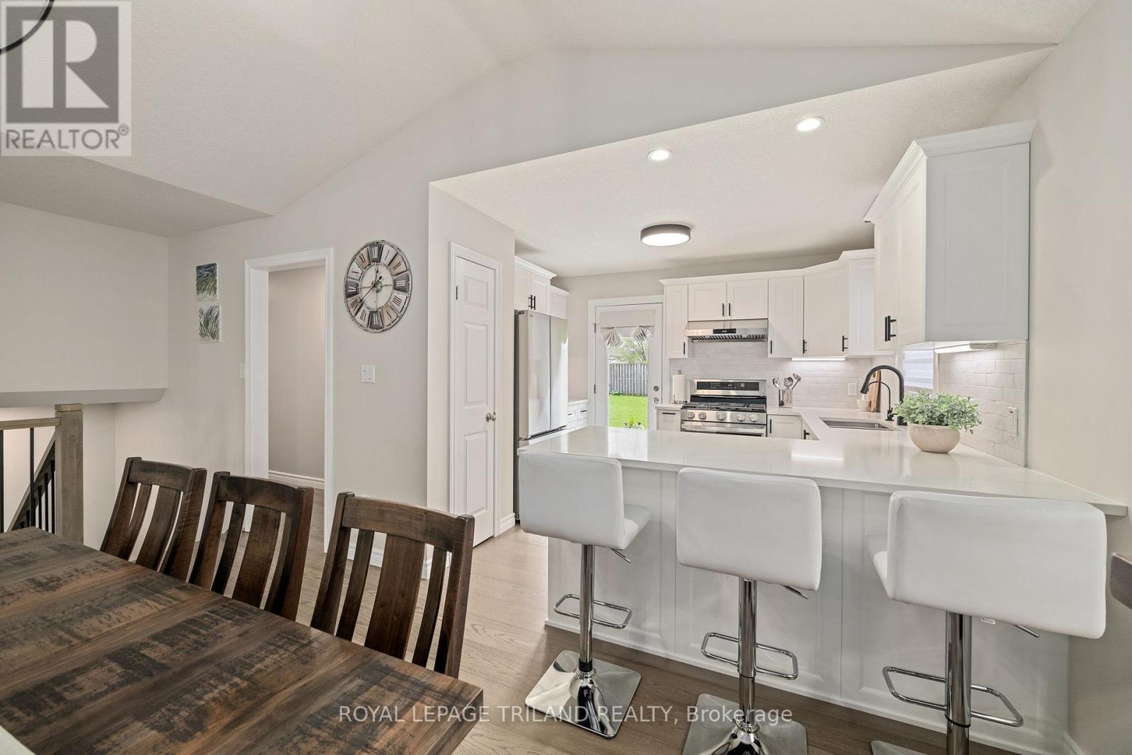 77 Shaw Boulevard, Central Elgin, Ontario  N5P 4N8 - Photo 12 - X13077010