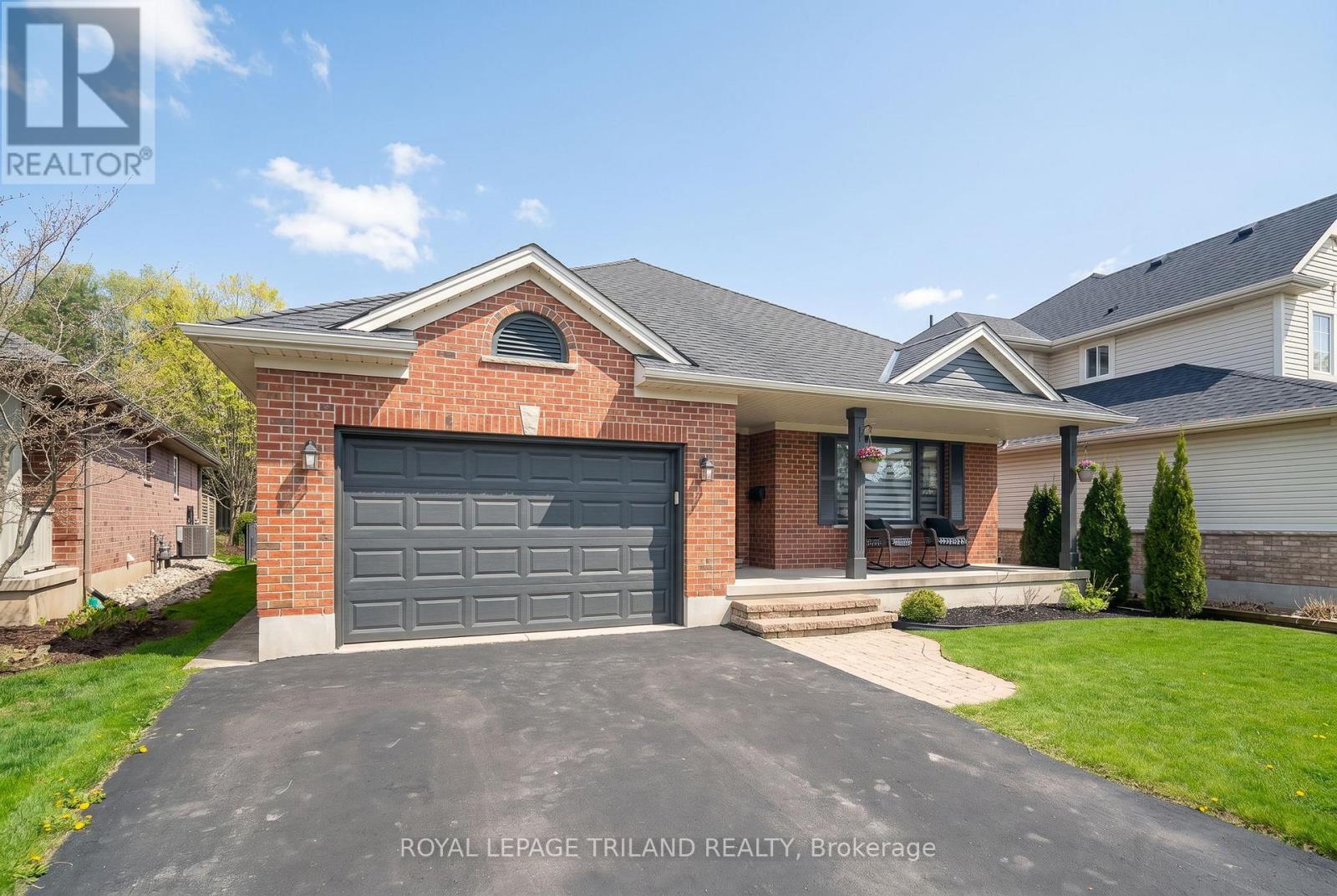 77 Shaw Boulevard, Central Elgin, Ontario  N5P 4N8 - Photo 3 - X13077010