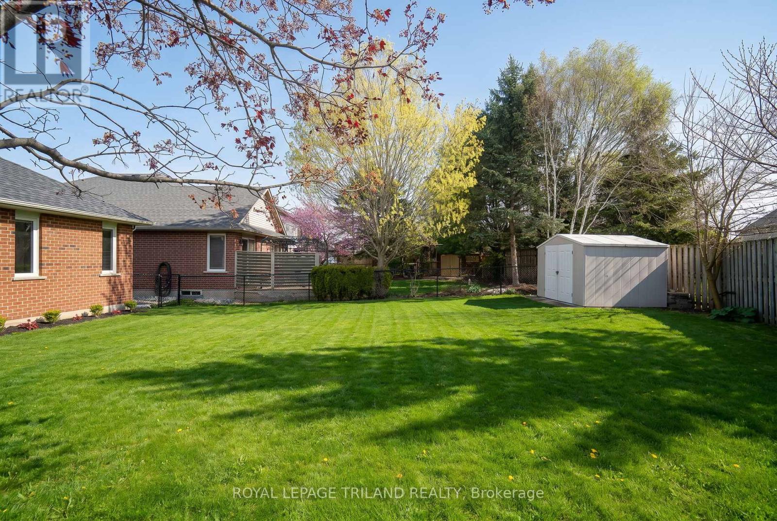 77 Shaw Boulevard, Central Elgin, Ontario  N5P 4N8 - Photo 33 - X13077010