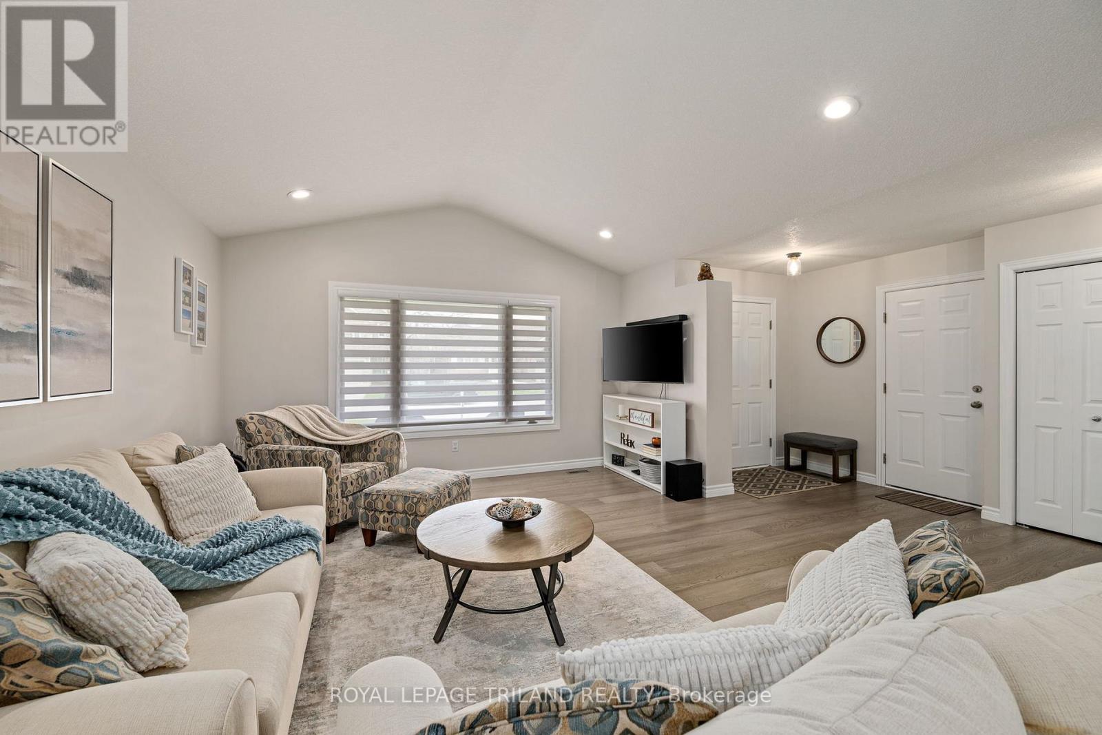 77 Shaw Boulevard, Central Elgin, Ontario  N5P 4N8 - Photo 7 - X13077010
