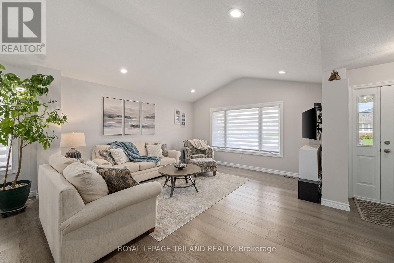 77 Shaw Boulevard, Central Elgin, Ontario  N5P 4N8 - Photo 9 - X13077010