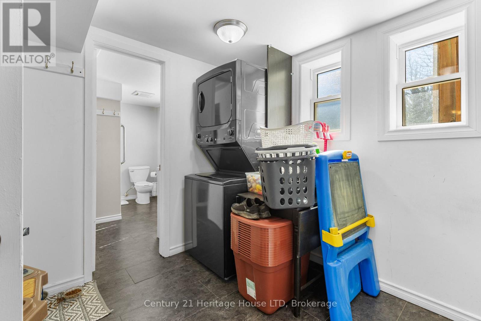 8 Saturn Court, St. Catharines, Ontario  L2M 2T1 - Photo 18 - X12988802