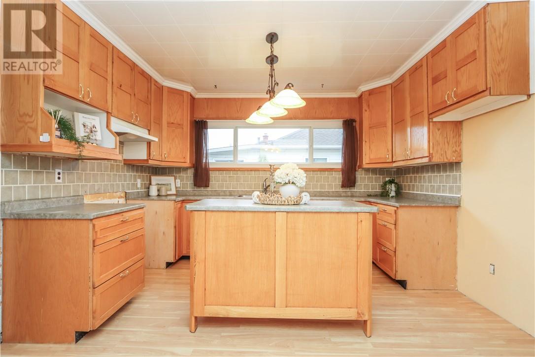 35 Caruso Street, Greater Sudbury, Ontario  P0M 1M0 - Photo 13 - 2127380