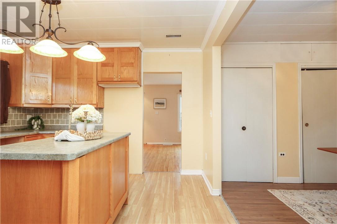 35 Caruso Street, Greater Sudbury, Ontario  P0M 1M0 - Photo 14 - 2127380
