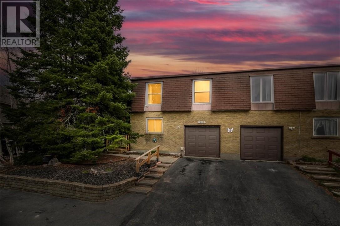 1400 Magnolia Boulevard, Sudbury, Ontario