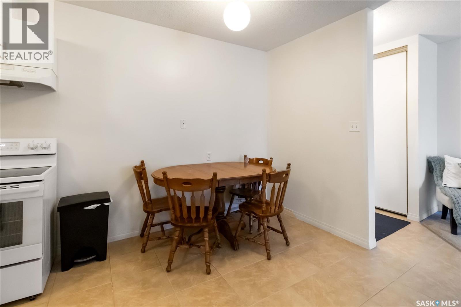 305 415 Tait Court, Saskatoon, Saskatchewan  S7H 5L3 - Photo 6 - SK032470