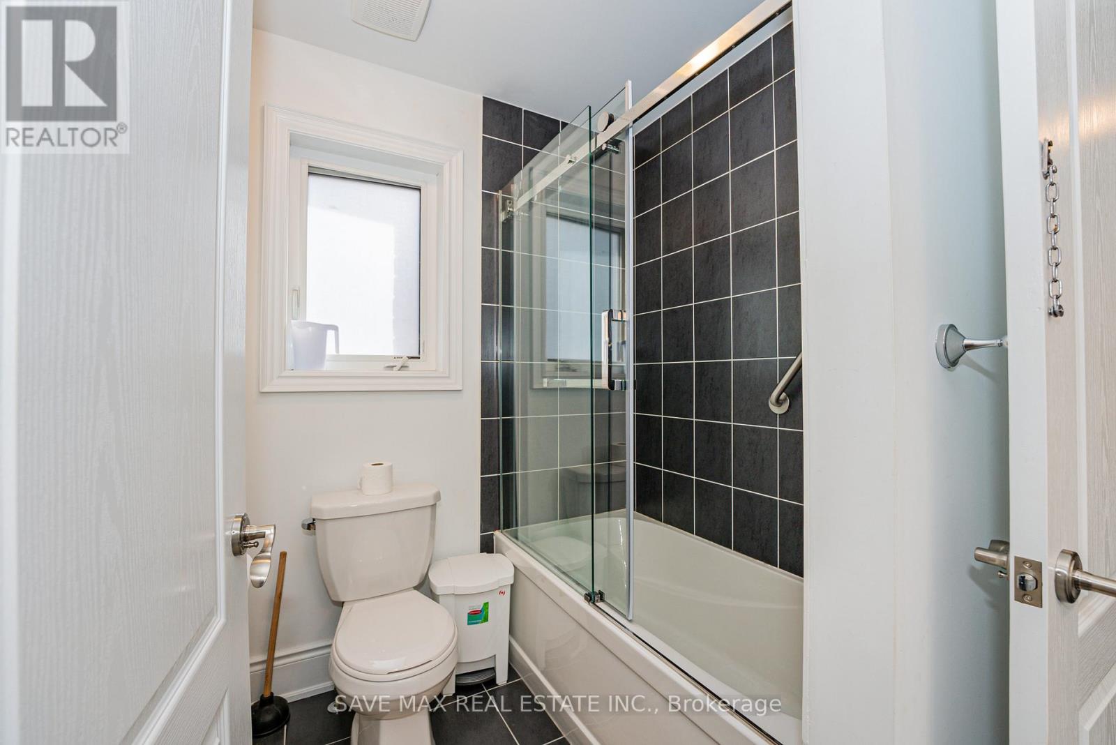 86 Sunset Way, Thorold, Ontario  L0S 1A0 - Photo 30 - X13037670