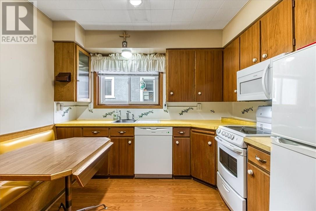486 St Raphael Street, Sudbury, Ontario  P3B 1M4 - Photo 4 - 2127453