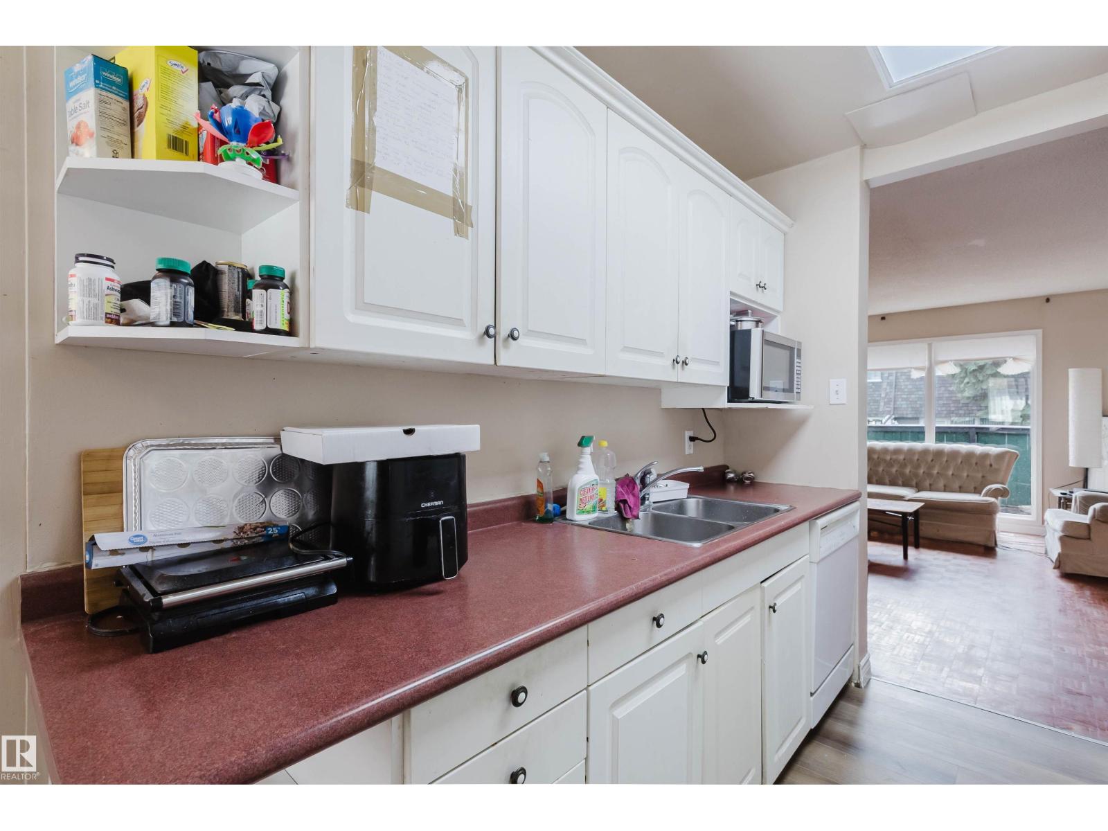 218 Village On The Gr NW, Edmonton, Alberta  T5A 1H2 - Photo 7 - E4485560