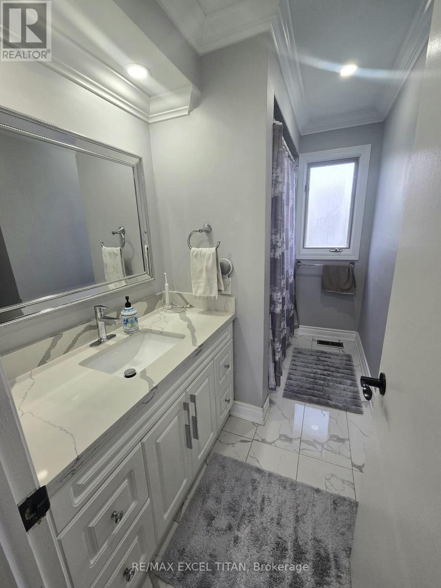 21 Dukinfield Crescent, Toronto, Ontario  M3A 2R9 - Photo 15 - C13076978