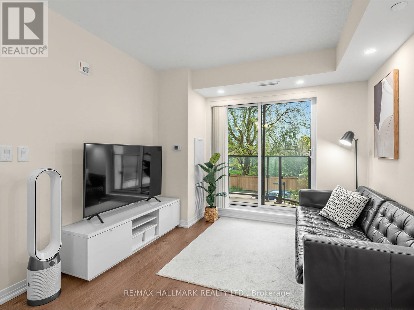 202 - 741 Sheppard Avenue W, Toronto, Ontario  M3H 0C9 - Photo 3 - C13077070