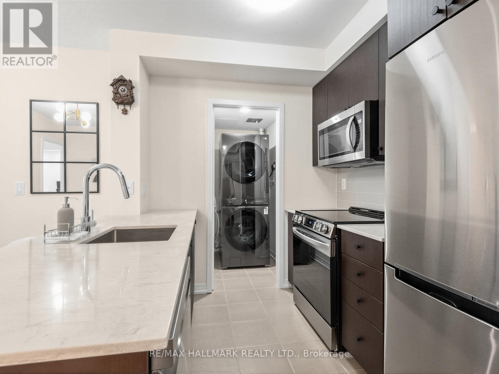 202 - 741 Sheppard Avenue W, Toronto, Ontario  M3H 0C9 - Photo 8 - C13077070