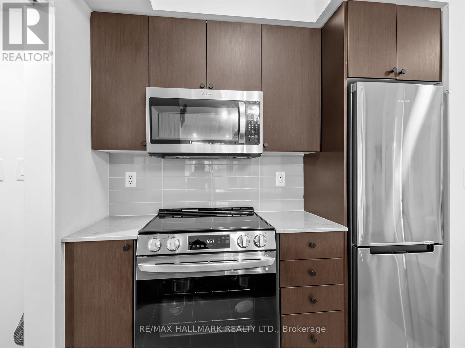 202 - 741 Sheppard Avenue W, Toronto, Ontario  M3H 0C9 - Photo 9 - C13077070