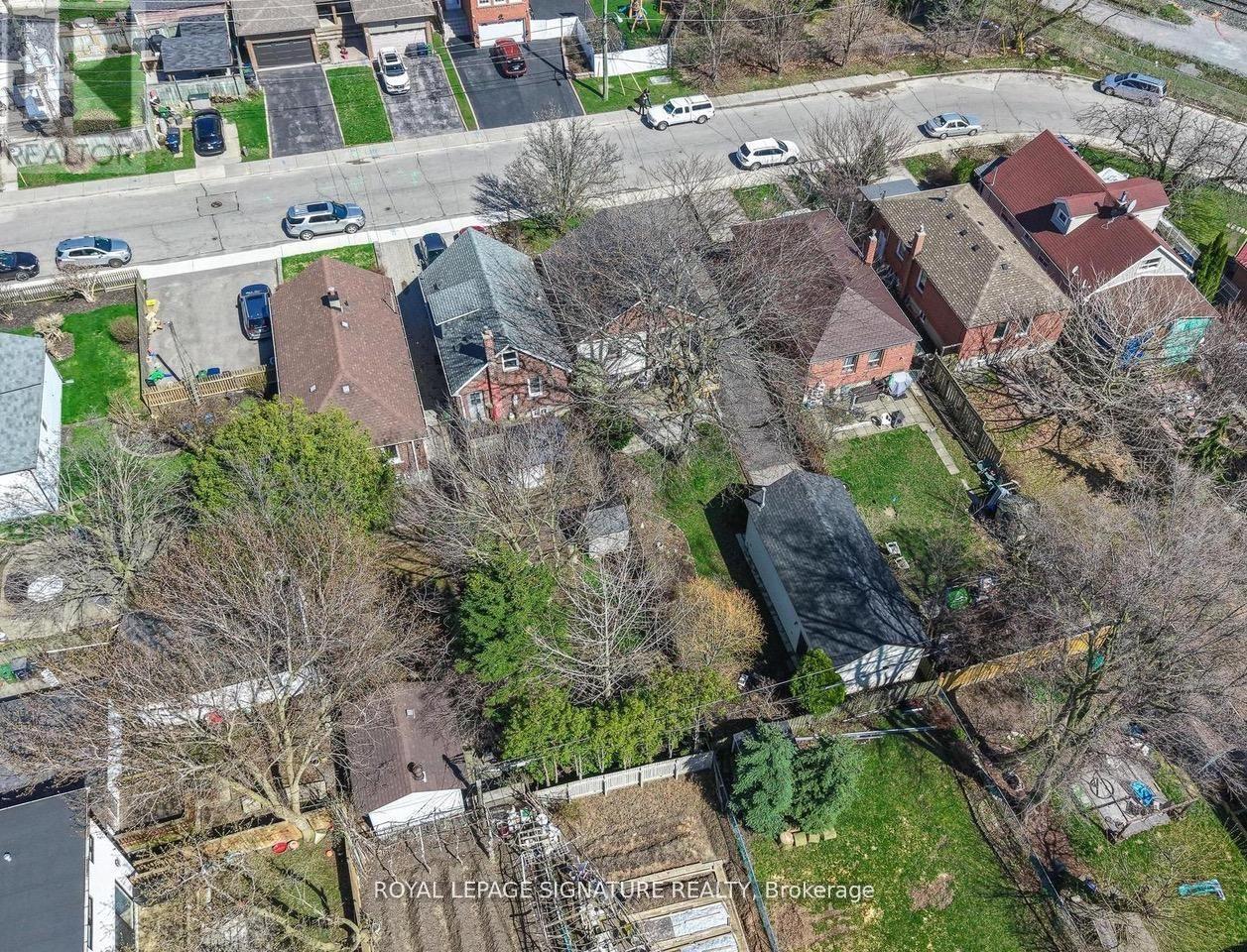 8 Wolcott Avenue, Toronto, Ontario  M1L 4K1 - Photo 29 - E13077040