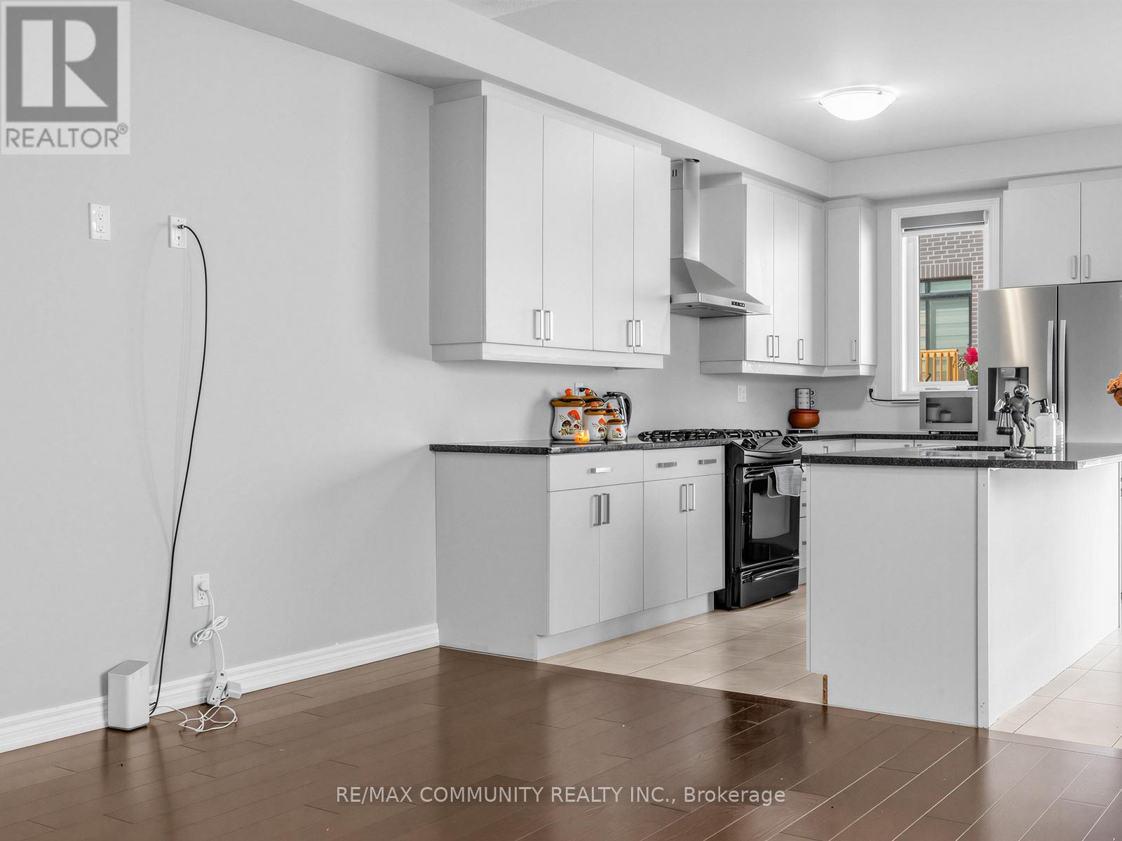 62 Littlewood Drive, Whitby, Ontario  L1P 0H4 - Photo 23 - E13047646