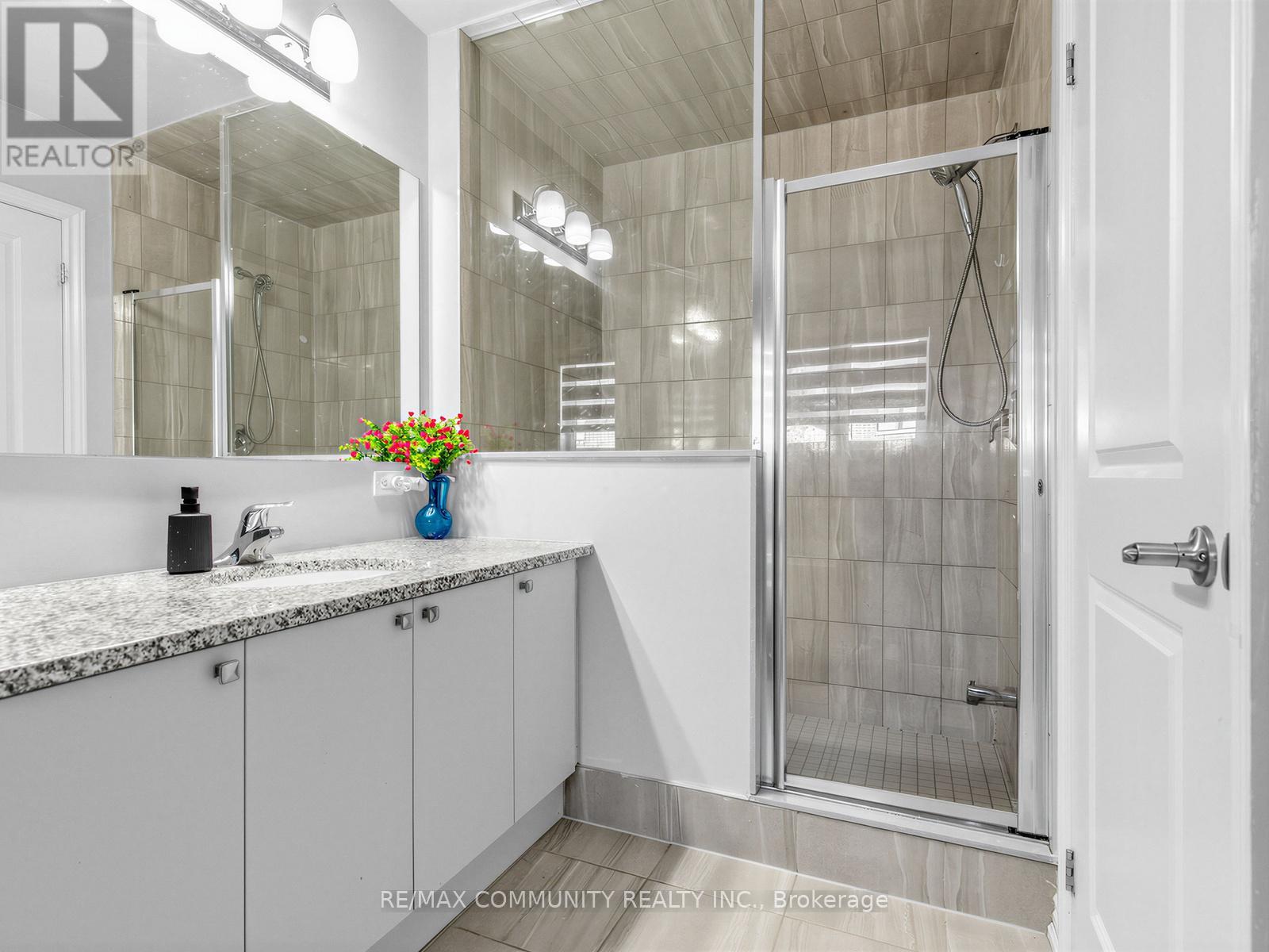 62 Littlewood Drive, Whitby, Ontario  L1P 0H4 - Photo 35 - E13047646