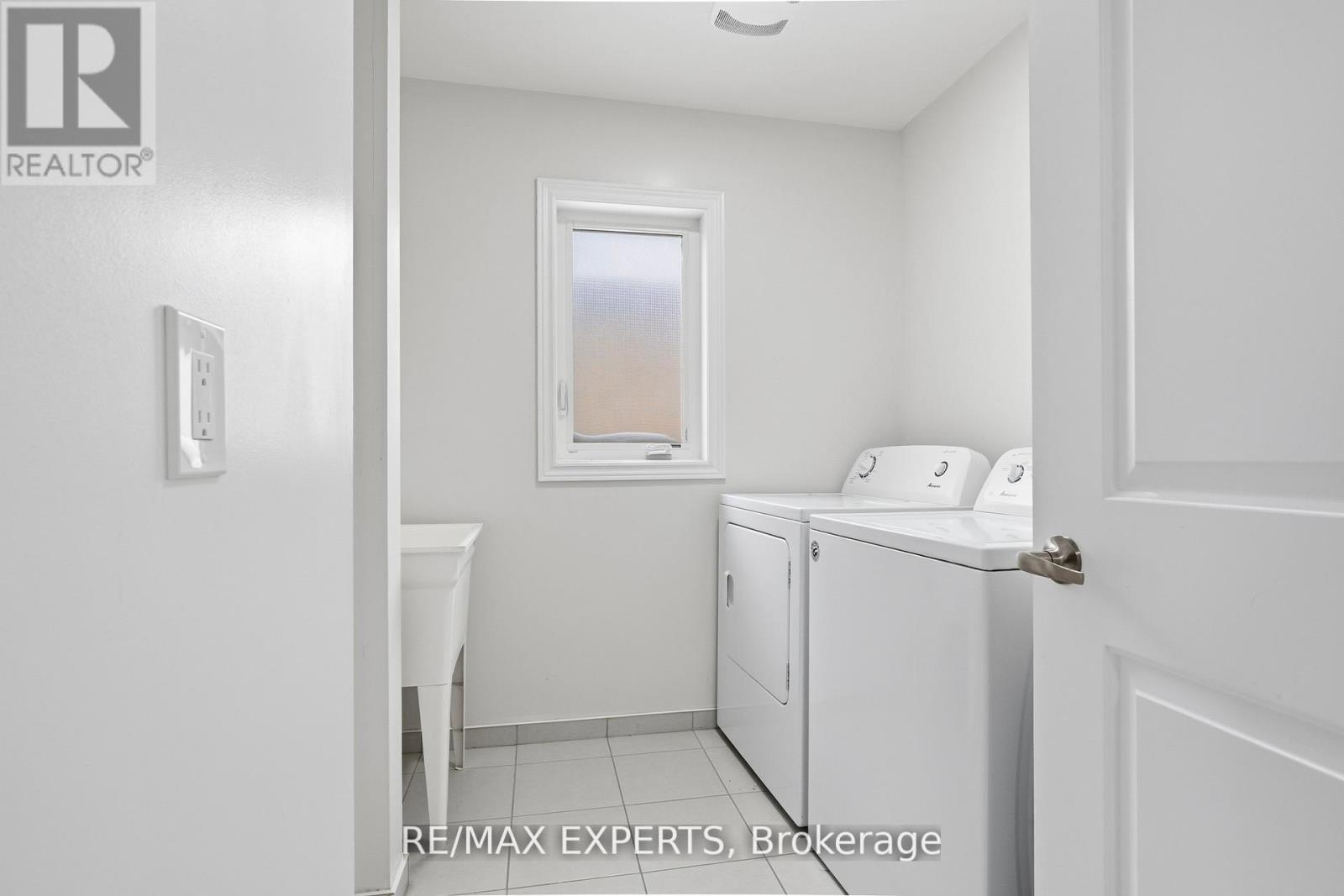 983 Barton Way, Innisfil, Ontario  L9S 0N5 - Photo 15 - N13077072