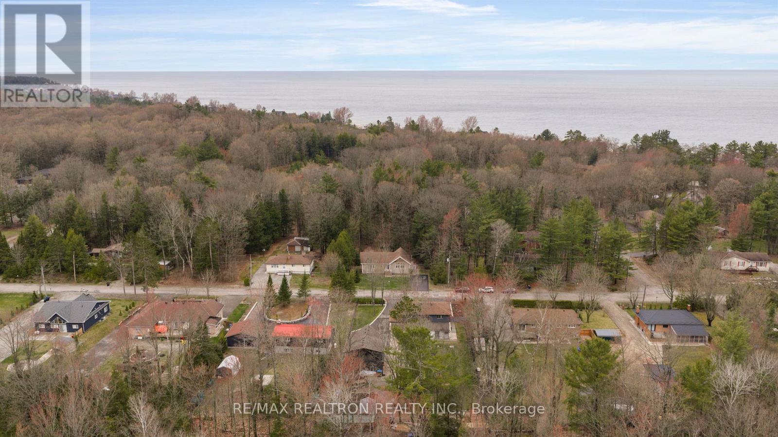 26 Old Trail Road, Tiny, Ontario  L0L 2T0 - Photo 46 - S13077046