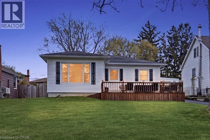 44 LAKE Avenue N, Hamilton, Ontario