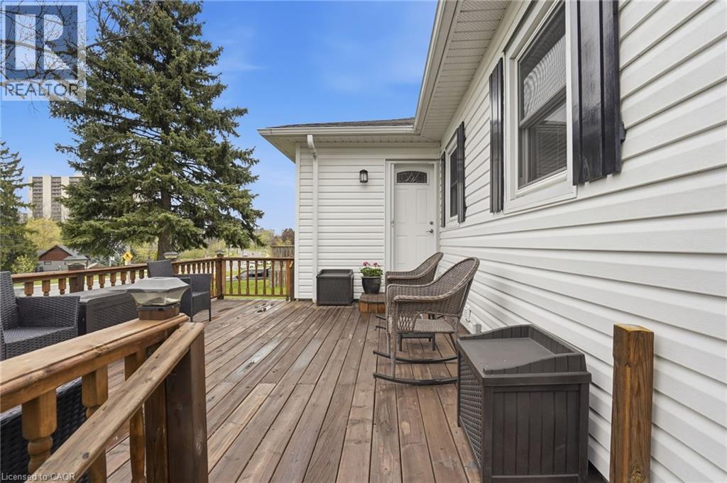 44 Lake Avenue N, Hamilton, Ontario  L8E 1L3 - Photo 4 - 40824730