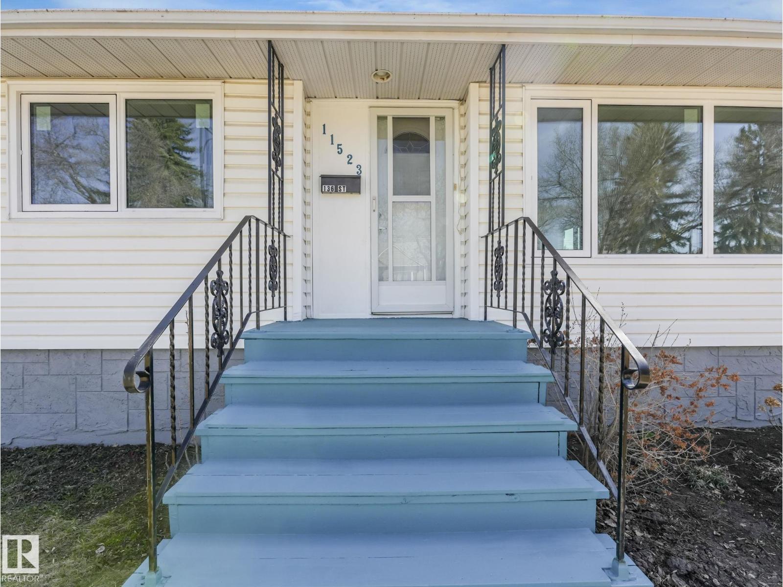 11523 136 St NW, Edmonton, Alberta  T5M 1M4 - Photo 2 - E4485563