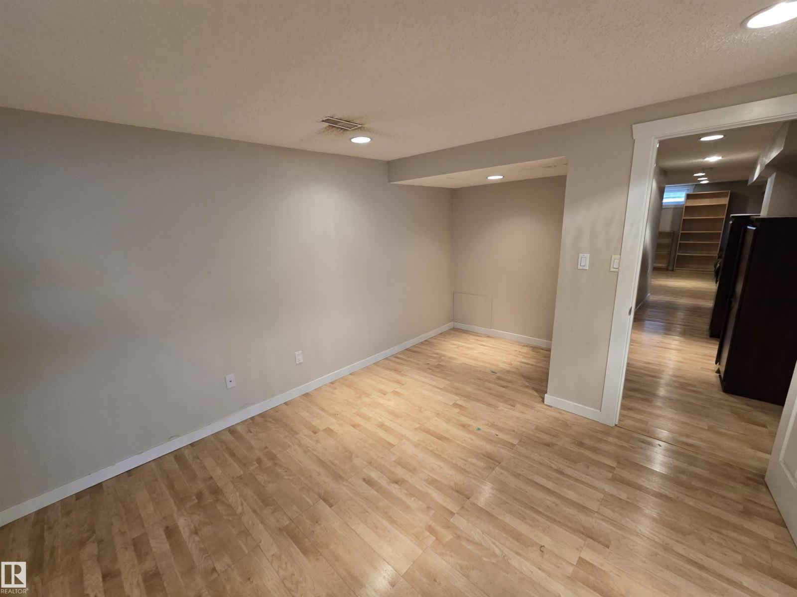 Unknown Address, ,     - Photo 18 - E4485564