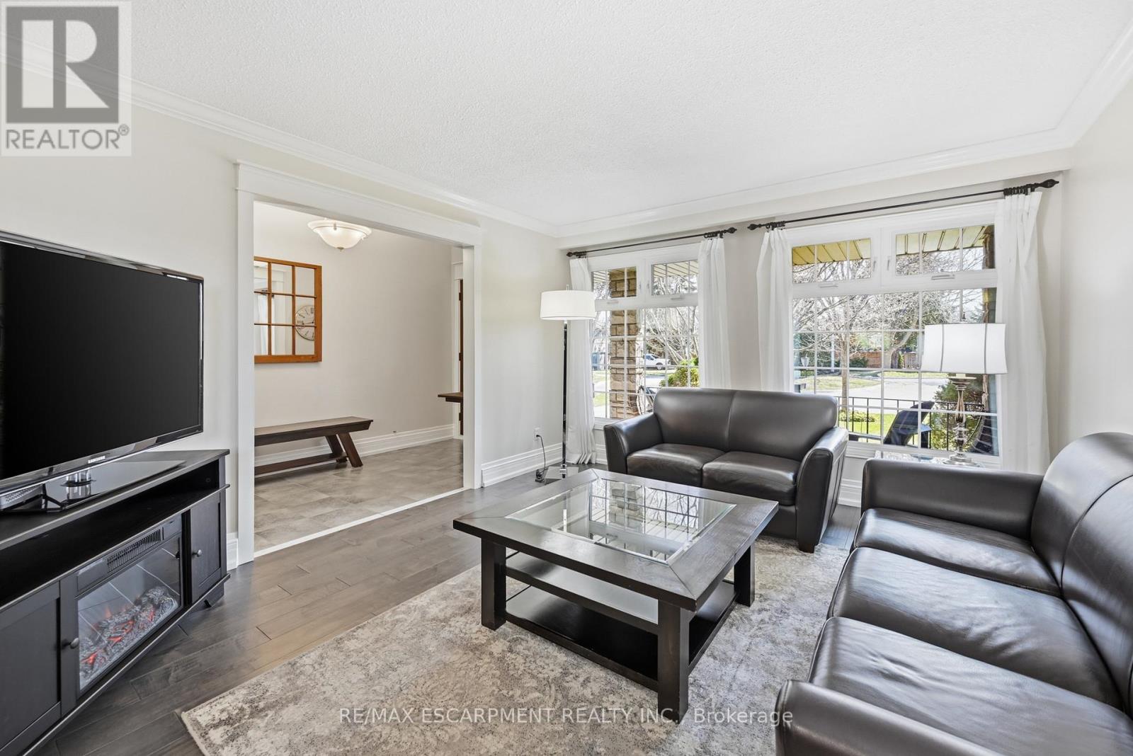 248 Applevale Court, Burlington, Ontario  L7L 2B9 - Photo 7 - W13076994