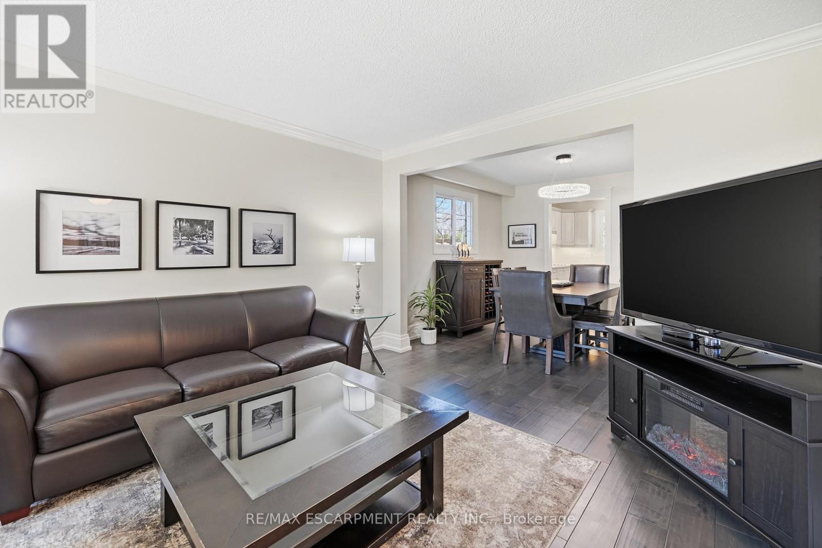 248 Applevale Court, Burlington, Ontario  L7L 2B9 - Photo 9 - W13076994