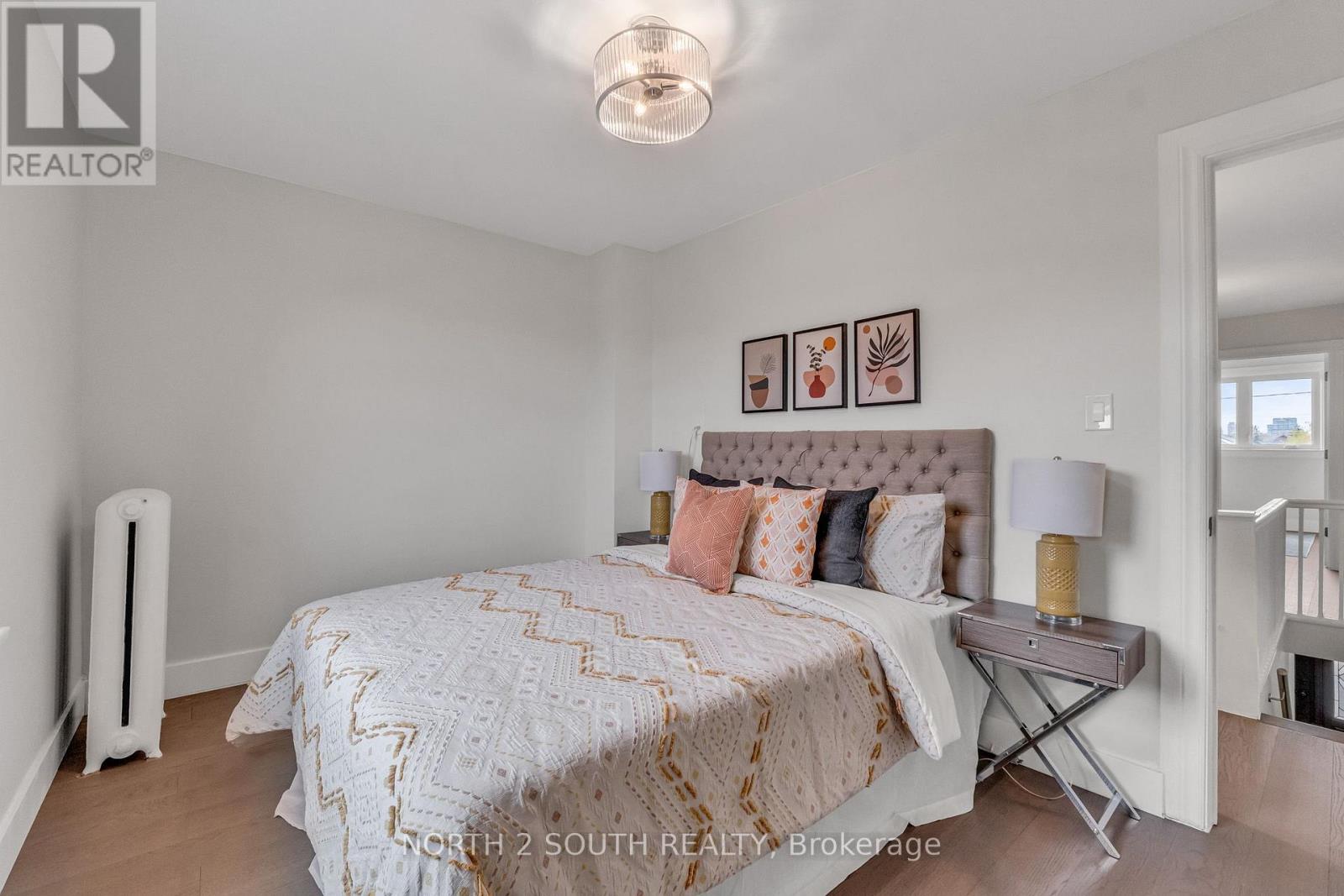 28 Teignmouth Avenue, Toronto, Ontario  M6E 1S7 - Photo 19 - W13077016