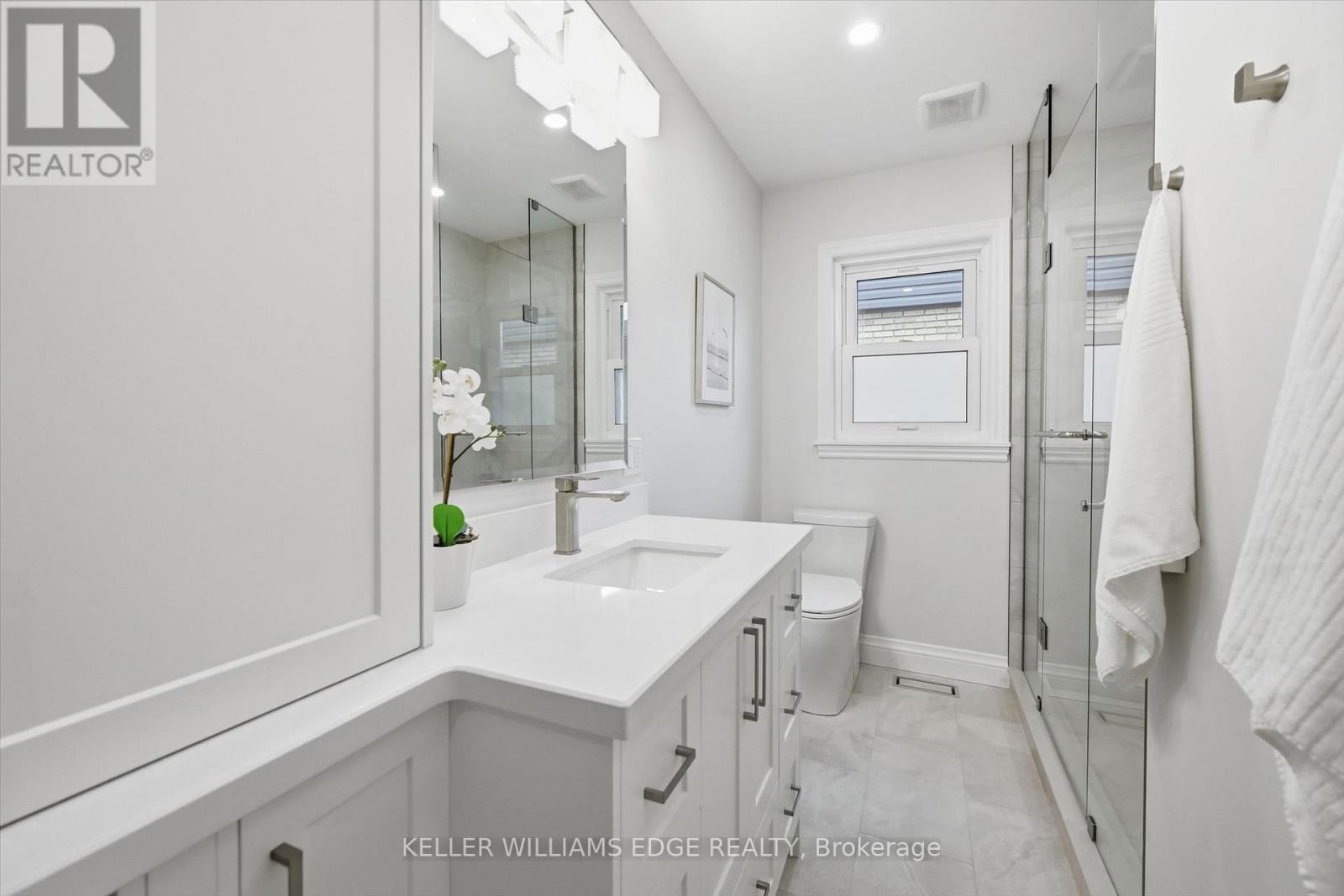 1400 Olga Drive, Burlington, Ontario  L7S 1L2 - Photo 23 - W13077056