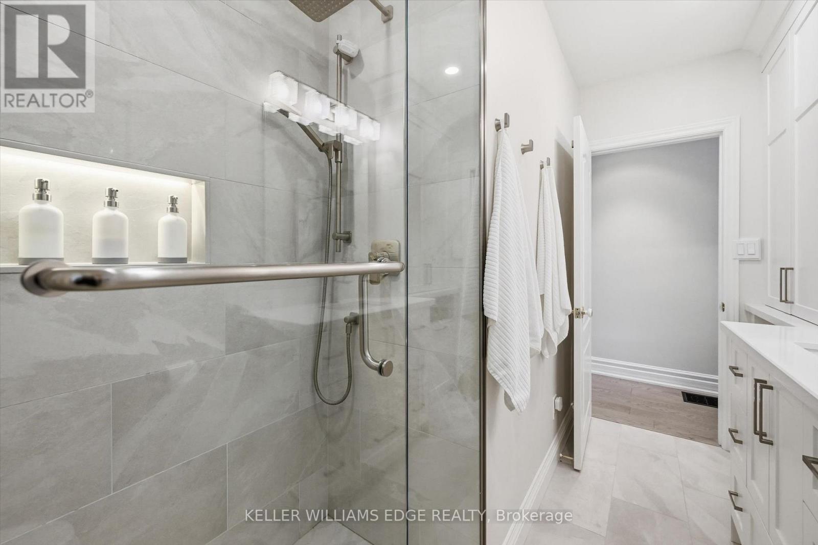 1400 Olga Drive, Burlington, Ontario  L7S 1L2 - Photo 24 - W13077056