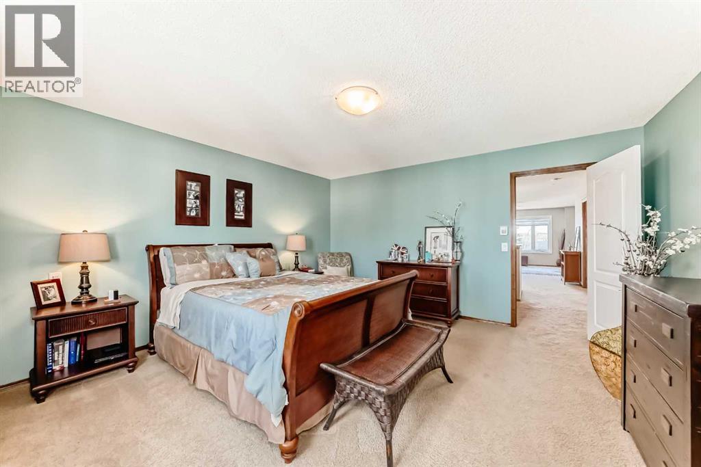 182 Chapalina Close Se, Calgary, Alberta  T2X 3X2 - Photo 20 - A2307147