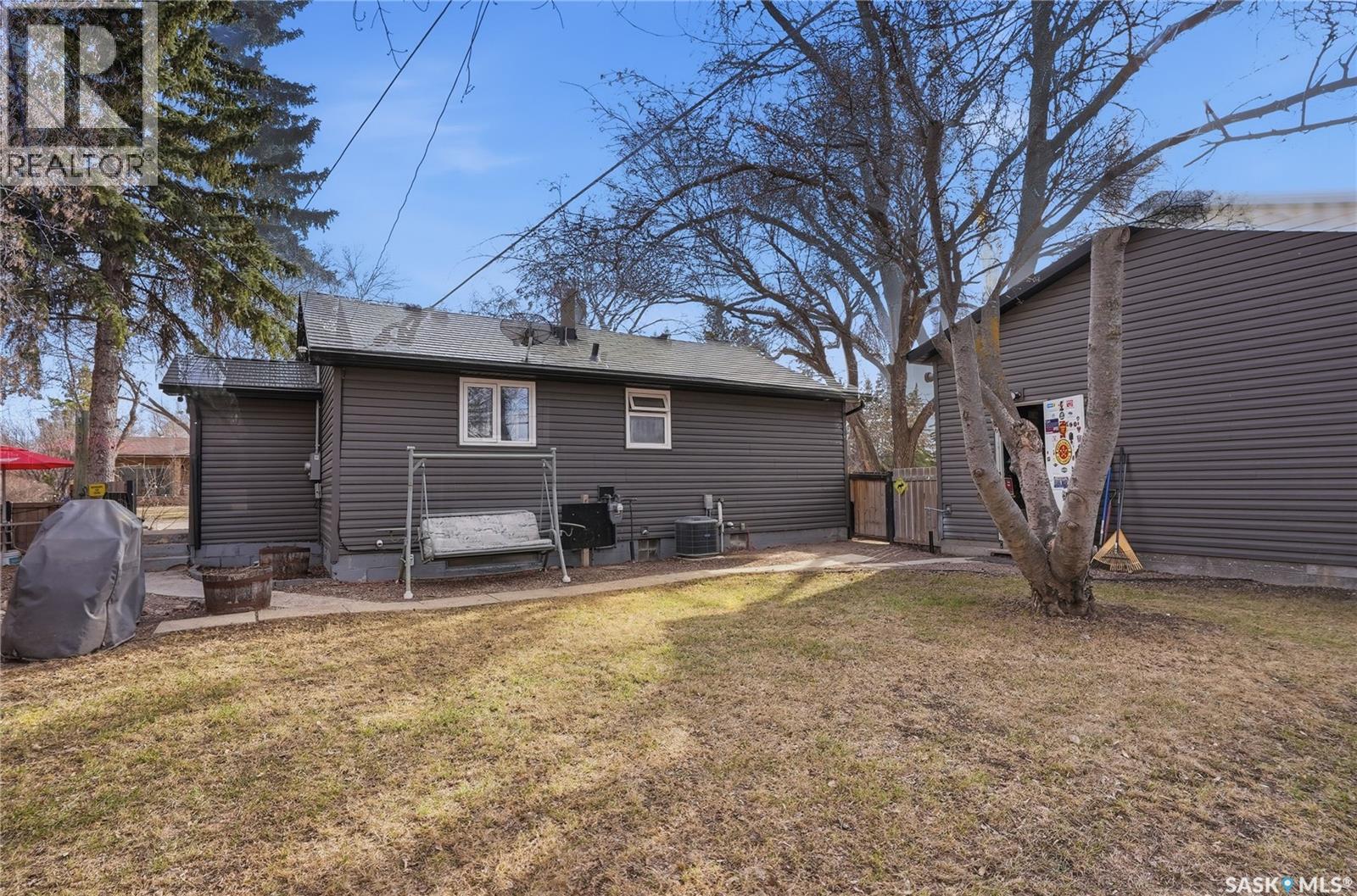 1 2nd Street E, Langham, Saskatchewan  S0K 2L0 - Photo 39 - SK034725