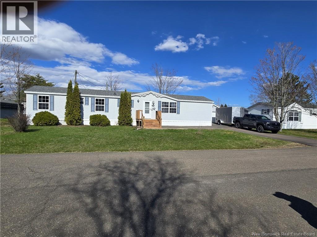 21 Carouge Street, Moncton, New Brunswick  E1H 2T3 - Photo 2 - NB138501