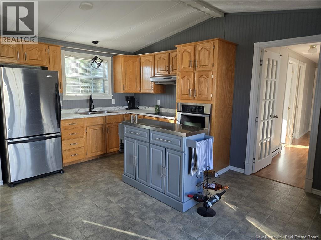 21 Carouge Street, Moncton, New Brunswick  E1H 2T3 - Photo 3 - NB138501