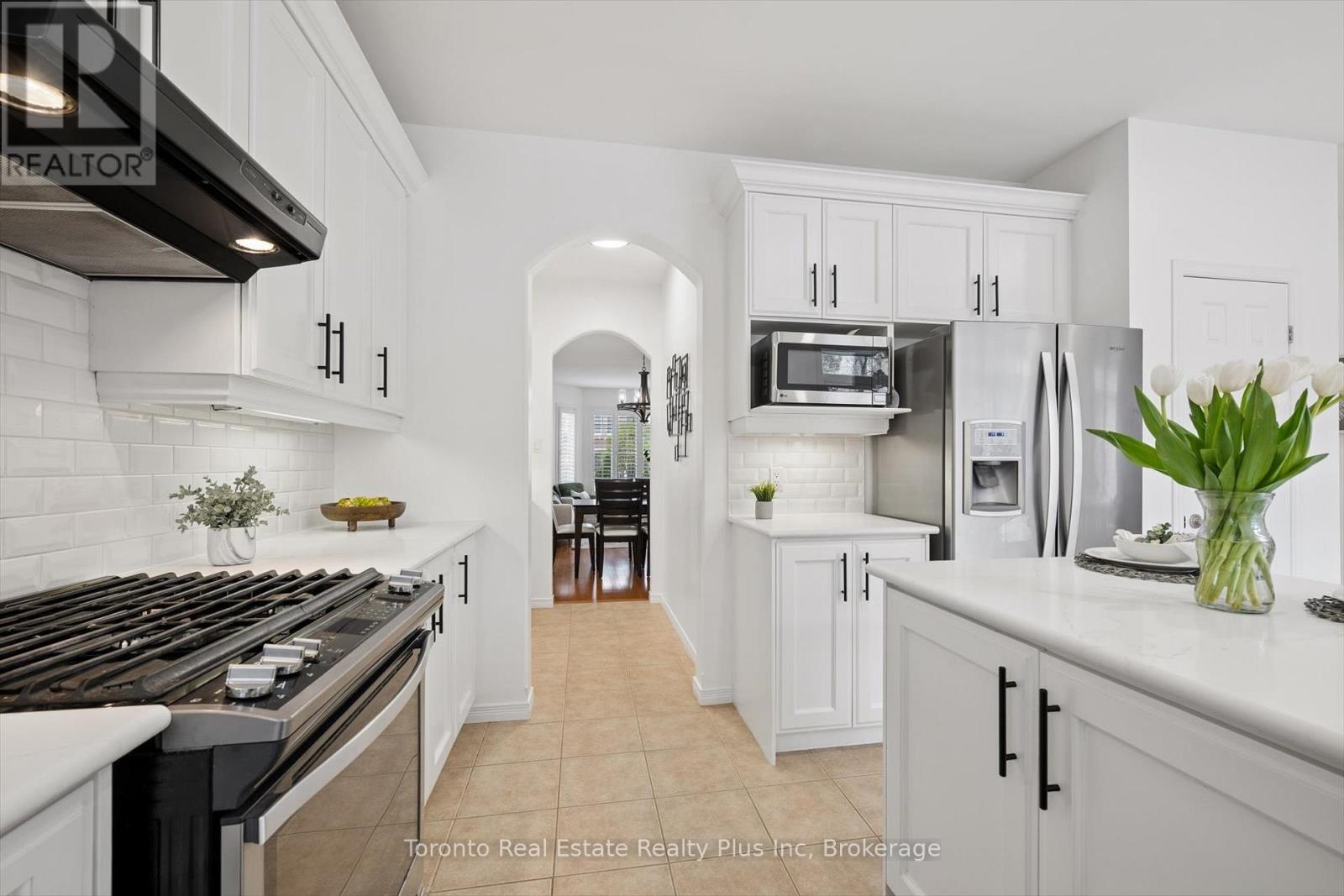 14 Mossgrove Drive, Kitchener, Ontario  N2P 2Y8 - Photo 15 - X13077064