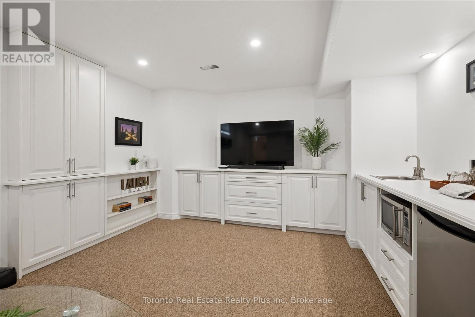 14 Mossgrove Drive, Kitchener, Ontario  N2P 2Y8 - Photo 38 - X13077064