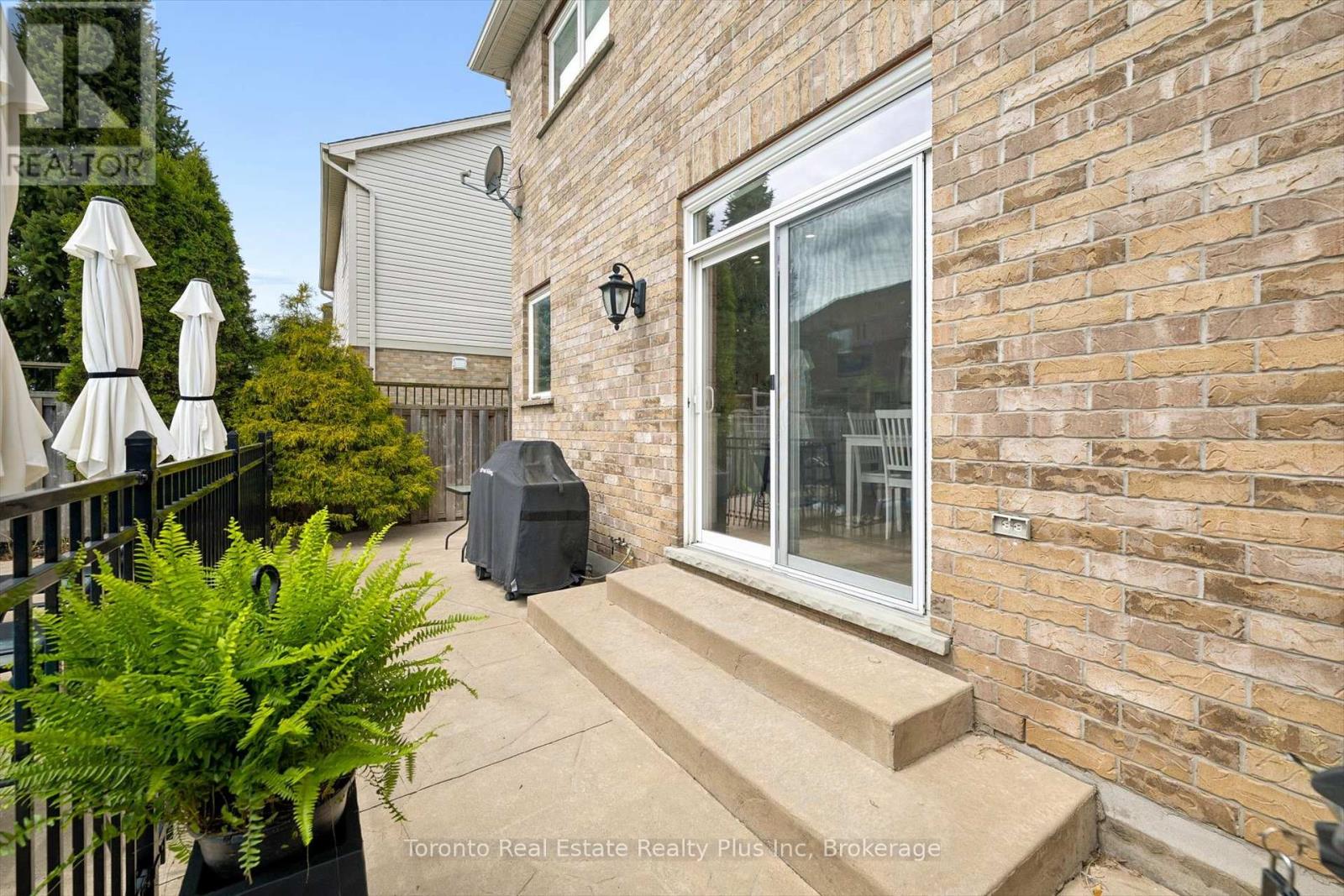 14 Mossgrove Drive, Kitchener, Ontario  N2P 2Y8 - Photo 42 - X13077064