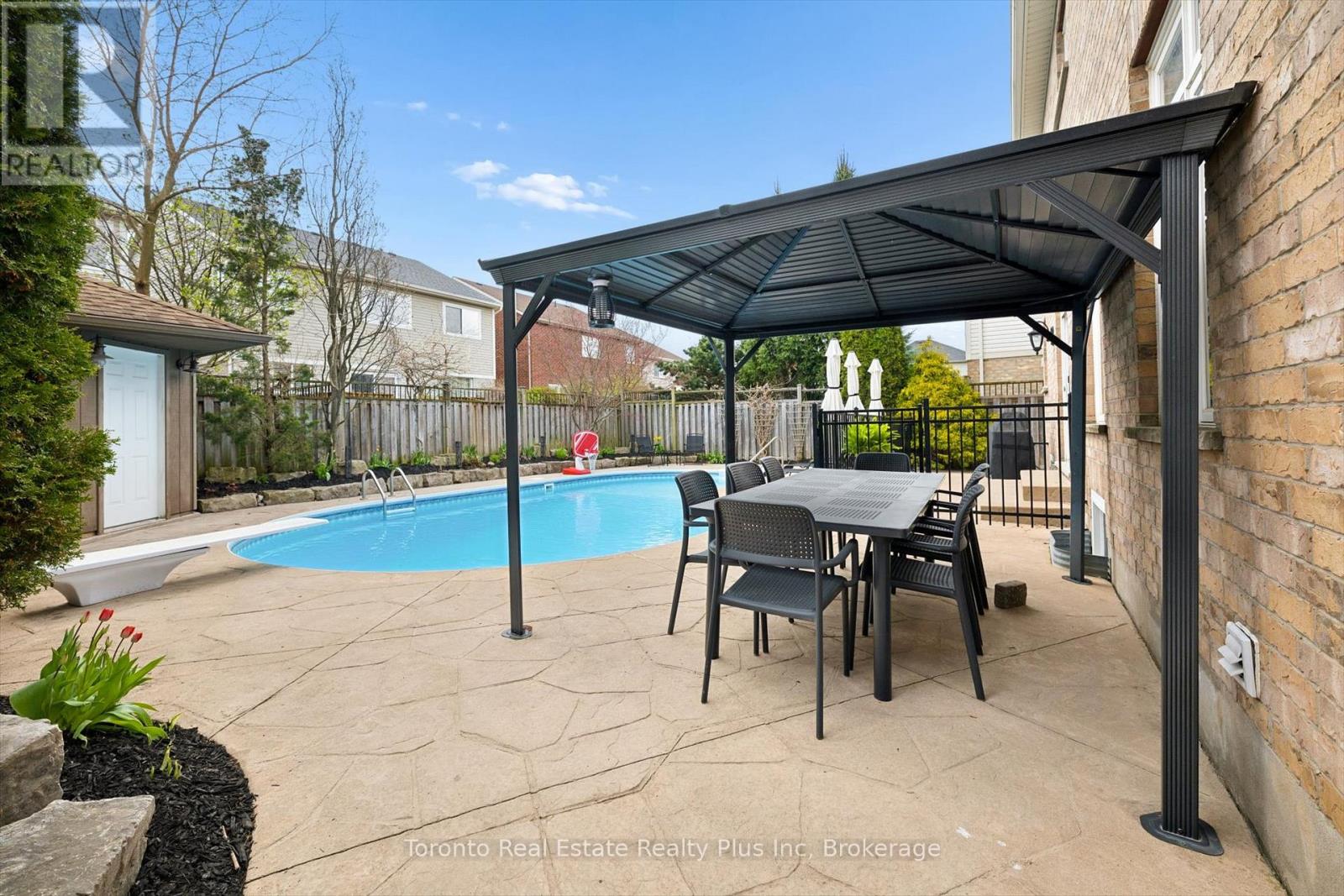 14 Mossgrove Drive, Kitchener, Ontario  N2P 2Y8 - Photo 44 - X13077064