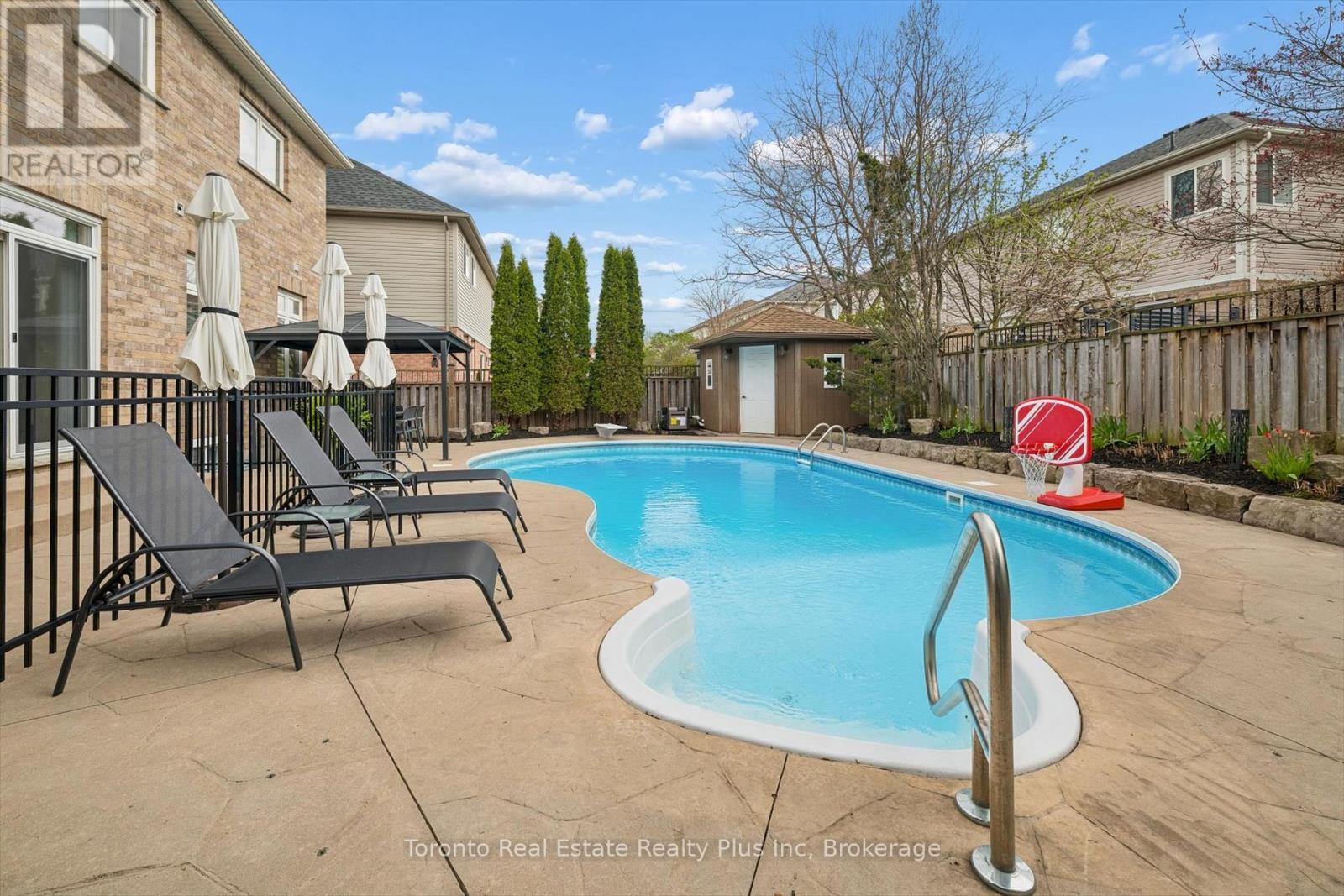 14 Mossgrove Drive, Kitchener, Ontario  N2P 2Y8 - Photo 48 - X13077064