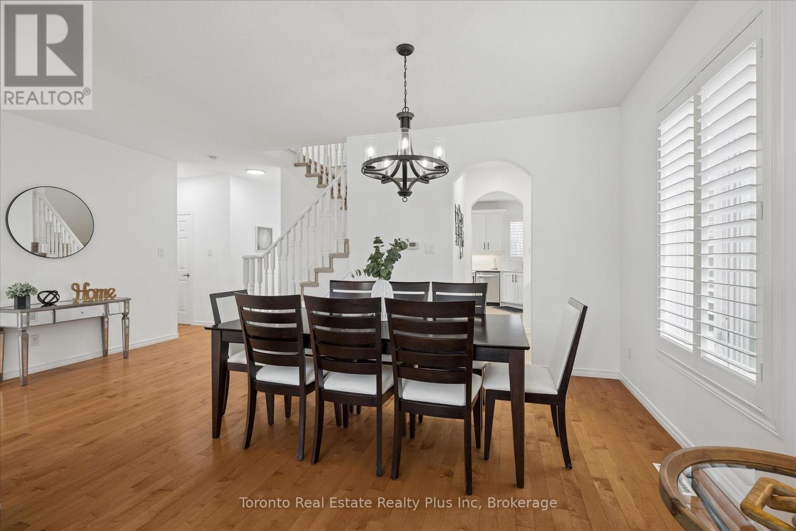 14 Mossgrove Drive, Kitchener, Ontario  N2P 2Y8 - Photo 8 - X13077064