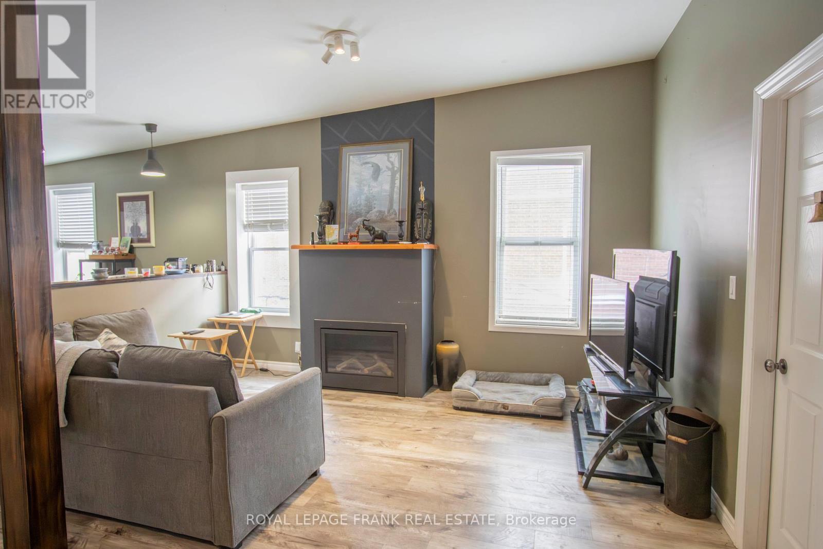 49 Main Street, Kawartha Lakes, Ontario  K0M 1A0 - Photo 31 - X12785166