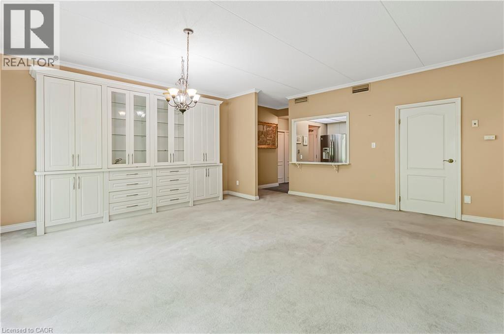249 E Major Mackenzie Drive E Unit# 106, Richmond Hill, Ontario  L4C 9M8 - Photo 6 - 40826161