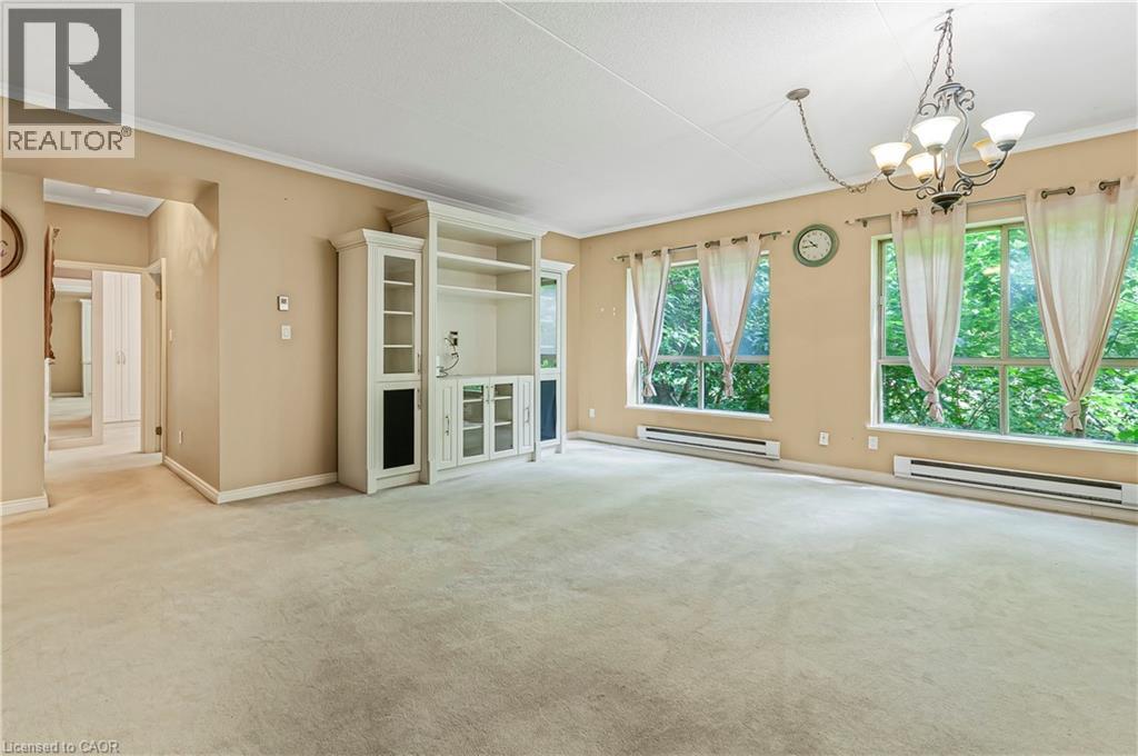 249 E Major Mackenzie Drive E Unit# 106, Richmond Hill, Ontario  L4C 9M8 - Photo 9 - 40826161