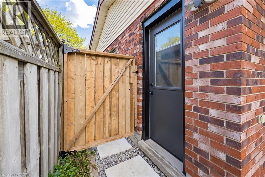 99 Oakhurst Crescent, Kitchener, Ontario  N2B 3K2 - Photo 26 - 40824227