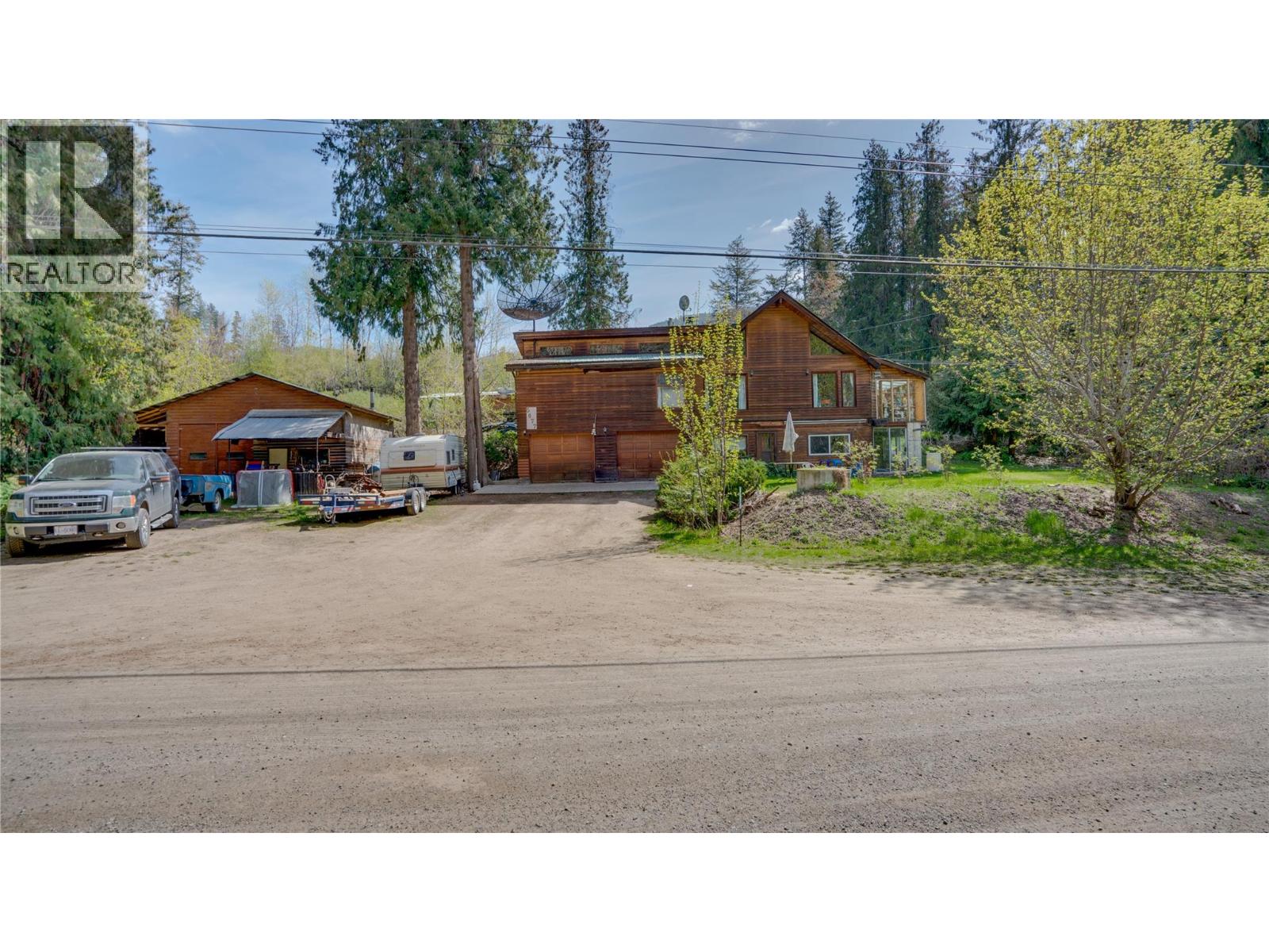 5677 Brentwood Road, Vernon, British Columbia