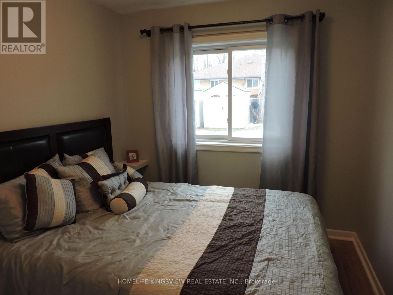 46 Clayhall Crescent, Toronto, Ontario  M3J 1W6 - Photo 13 - W13068646